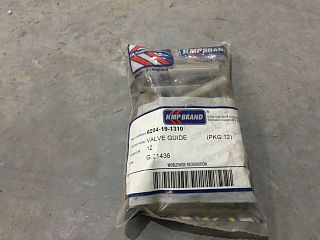 6204-19-1310: Направляющая клапана